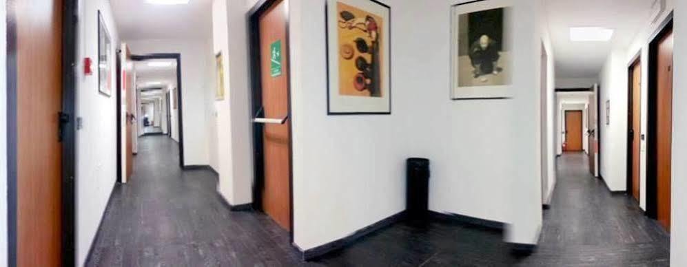 Hotel Virgilio Milan Exterior photo